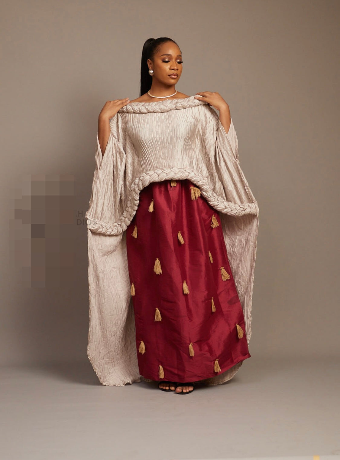 Queen Ire Two-Piece Set